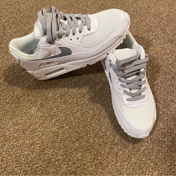 Nike Air Max 90 Customs - Picture 2 of 4